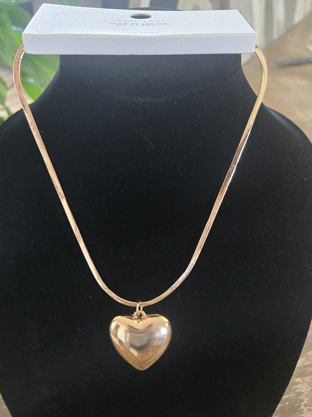 Forever 21 Gold Tone Puffed Heart Pendant Necklace NWT Snake Chain Statement